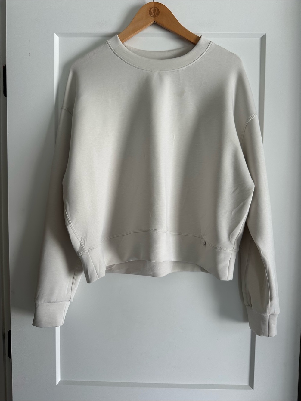CRZ YOGA SoftAura Crewneck Size Medium